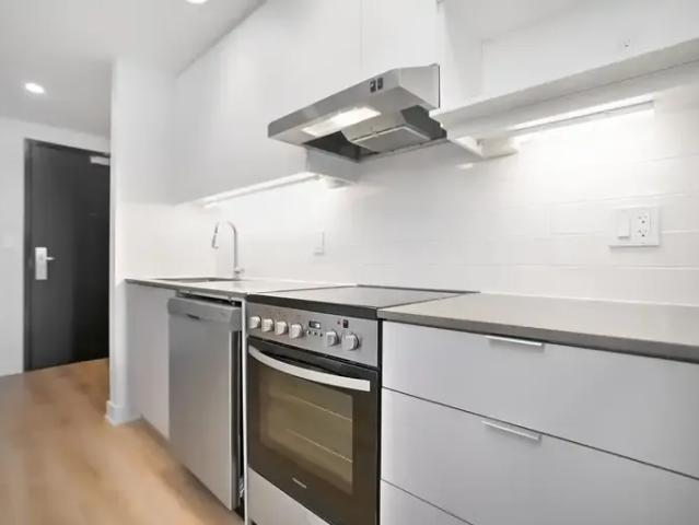 For Rent Apartment Ottawa ON DS96588824