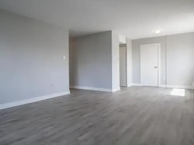 For Rent Apartment Montreal QC DS93691450