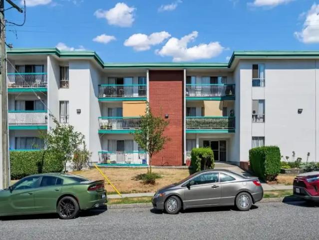 For Rent Apartment North Vancouver BC DS102951683