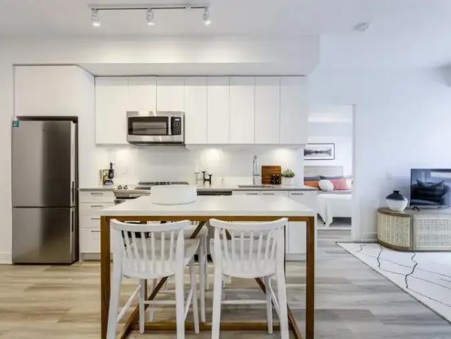 For Rent Apartment Newmarket ON DS104637634