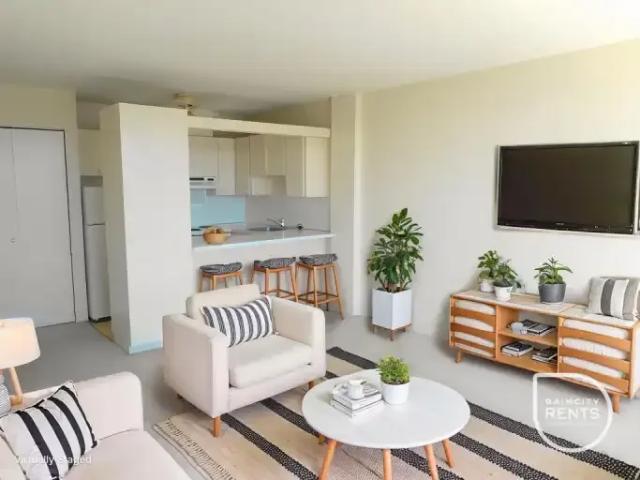 For Rent Apartment West Vancouver BC DS104985503
