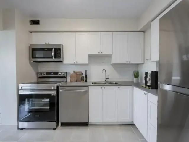 For Rent Apartment Toronto ON DS105100319
