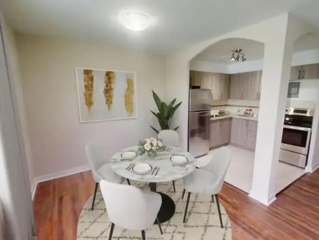 For Rent Apartment Toronto ON DS105326306