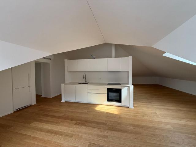For rent attic studio in the center of Locarno