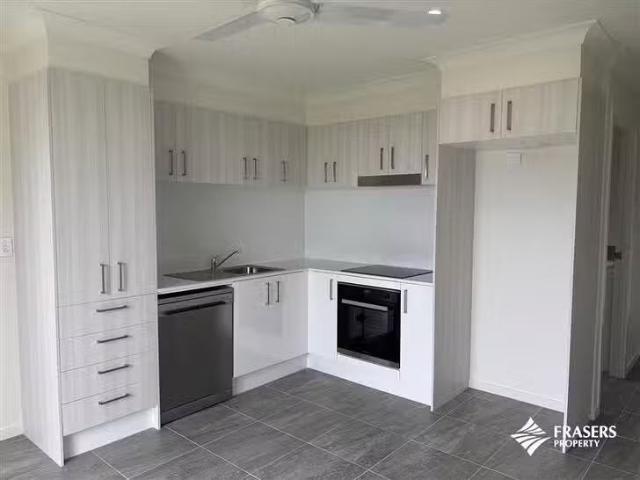 Rental! B/18 Prosperous Street, Morayfield, QLD 4506