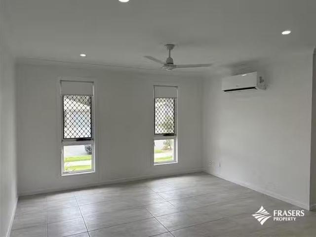 Just in! B/52 Elijah Crescent, Redbank, QLD 4301
