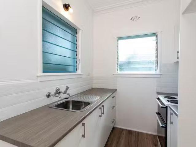 Cozy B/86 Macquarie Street, Cowra, NSW 2794