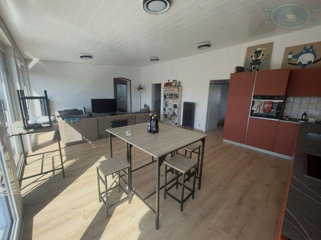 FOR RENT: Beautiful 3.5 room apartment in downtown Porrentruy