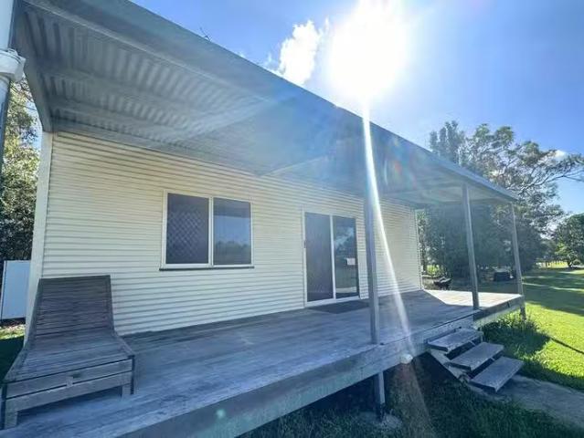 Rental! Branyan, QLD 4670