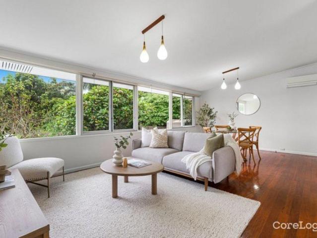 For rent Bright 3 bedroom home in leafy setting UNDER APPLICATION