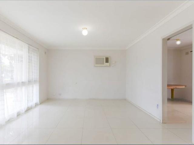 For Rent Comfortable Family Home in a Convenient Parafield Gardens Location