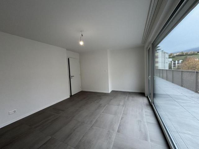 For rent from October 1, 2026 – Superb 3.5 room penthouse with large terrace