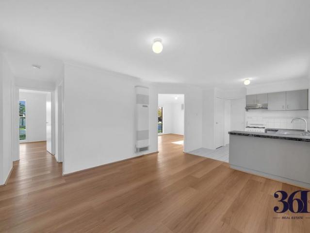 ! For Rent: Generous Family Home in Central Werribee – Near Schools, Shops & Public Transport !