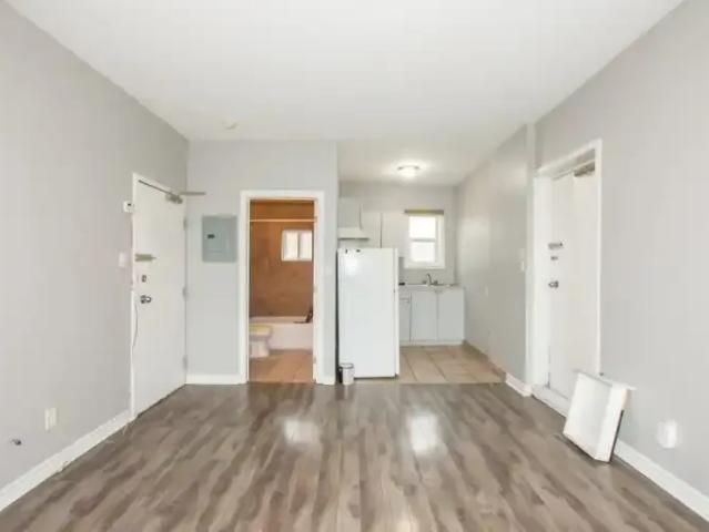 For Rent House Hamilton ON DS105100609