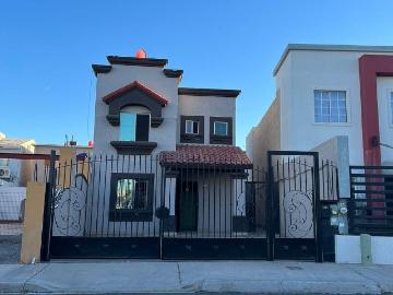 For rent house in Gran Venecia Mexicali, B.C. !