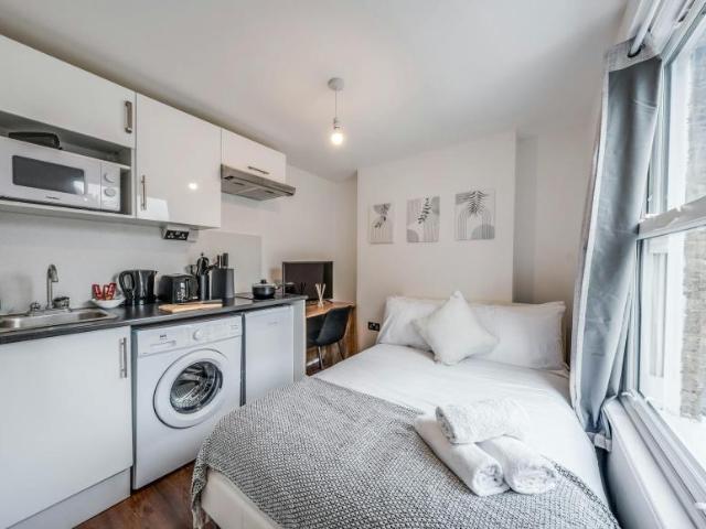 For Rent House London London DS93982129