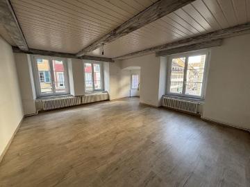 For rent in Porrentruy large 4.5 room apartment
