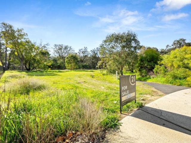 For Rent Land Glen Iris, DS104961629