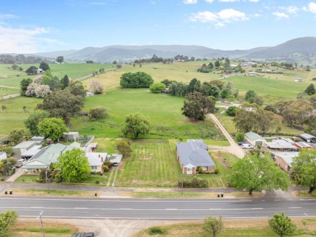 For Rent Land TUMBARUMBA NSW DS104953124