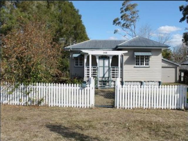 For Rent – Lowset 2 Bedroom Home + Office in Murgon