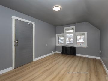 Hamilton, Ontario, Ontario - Air conditioning