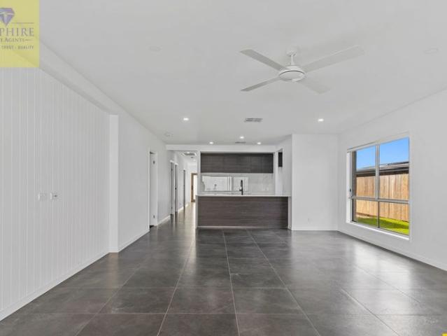 For Rent – Modern 4 Bedroom Family Home in Warner