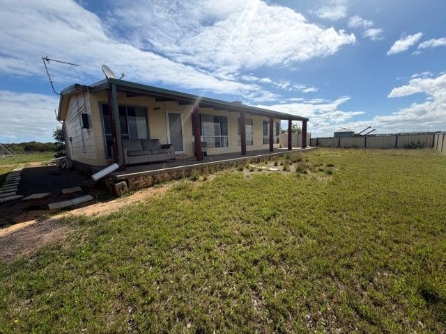 FOR RENT Peaceful Rural Living