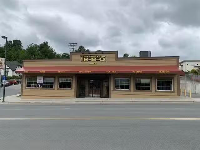 Rental! Retail for lease in Mission, Mission, 33321 1st Avenue.
