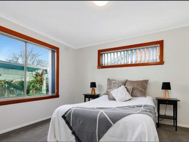 FOR RENT Spacious Family Home in a Convenient Glenroy Location!