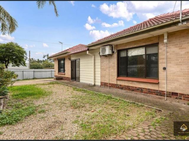 For Rent: Spacious Family Home Prime Para Hills Location