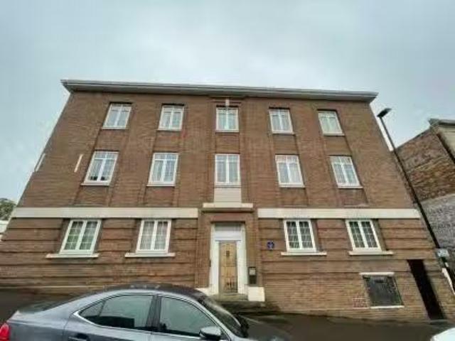 Rental! Studio flat for rent in Blackwell Street, Kidderminste.