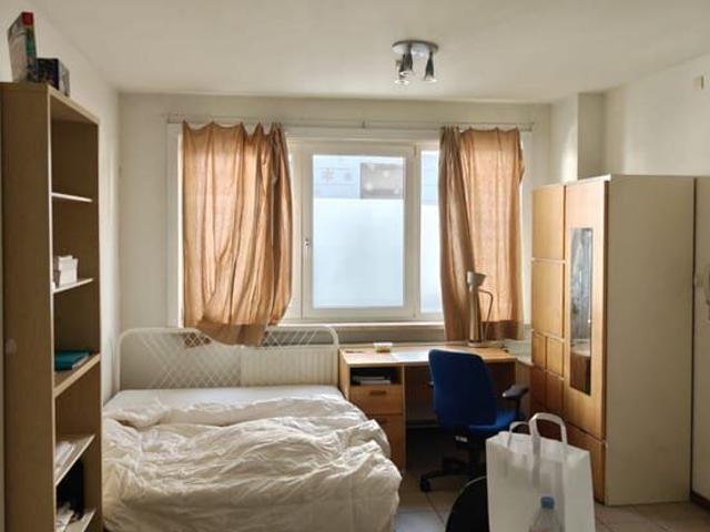 For rent, studio Vlamingenstraat 11, 3000