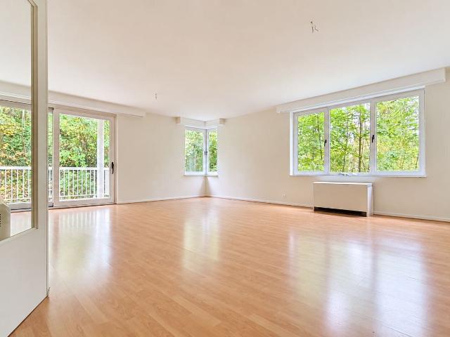 FOR RENT – STUNNING ± 150 SQM LUXURY APARTMENT – 3 BEDROOMS