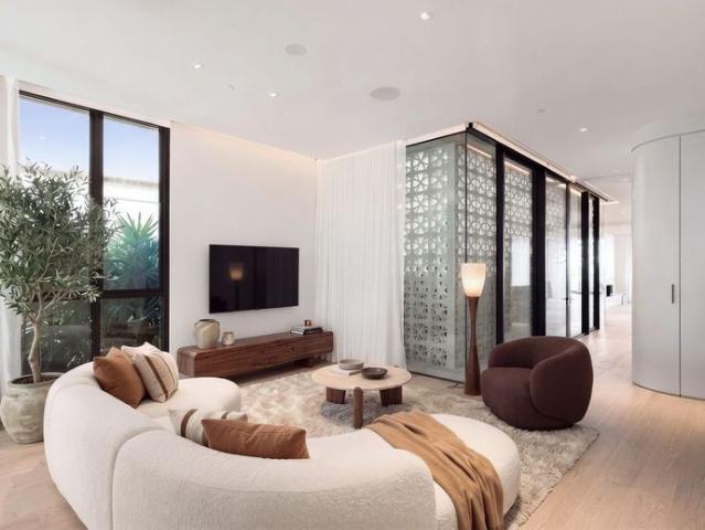 For Those Who Expect More – Welcome To Redan Lane