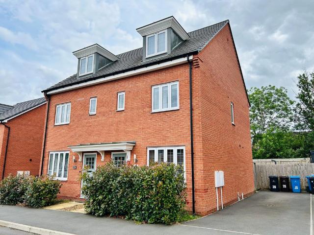 Foragers Way, Mickleover, DERBY 3 bed townhouse to rent £1,400 pcm £323 pw