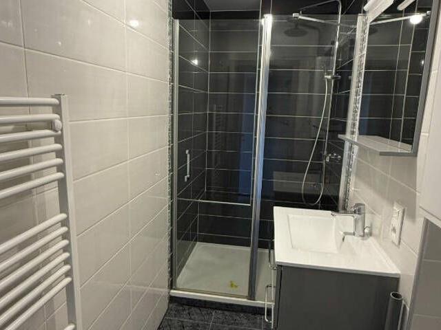 Forbach: A louer F3 avec parking et balcon, chauffage inclus