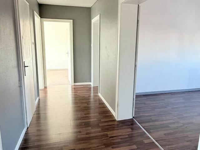 FORBACH centre, Beau F3 avec balcon