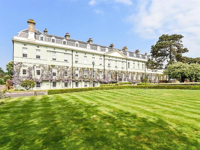 Forbes Place, Chichester PO19, 2 bed flat to rent, £1,500 pcm | PrimeLocation