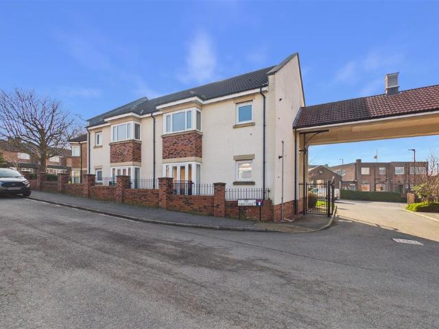 Ford Lodge, South Hylton, Sunderland SR4, 2 bed flat to rent, £825 pcm | PrimeLocation