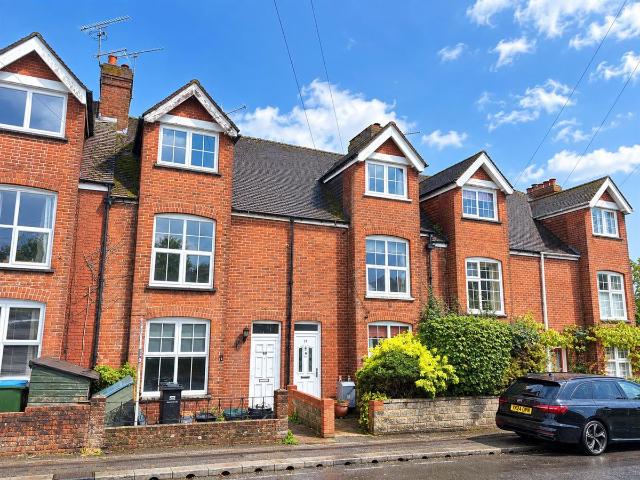 Ford Road, Arundel BN18, 4 bed end terrace house to rent, £1,600 pcm | PrimeLocation