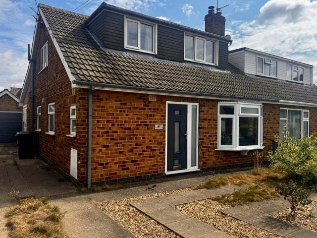 Fordlands Road, York YO19 3 bed semi detached house to rent £1,750 pcm £404 pw