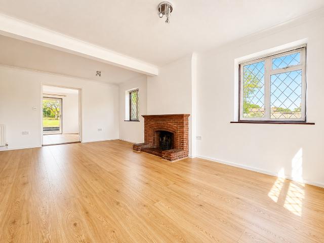 Fordwich Rise, Hertford SG14, 4 bed detached house to rent, £3,250 pcm | PrimeLocation