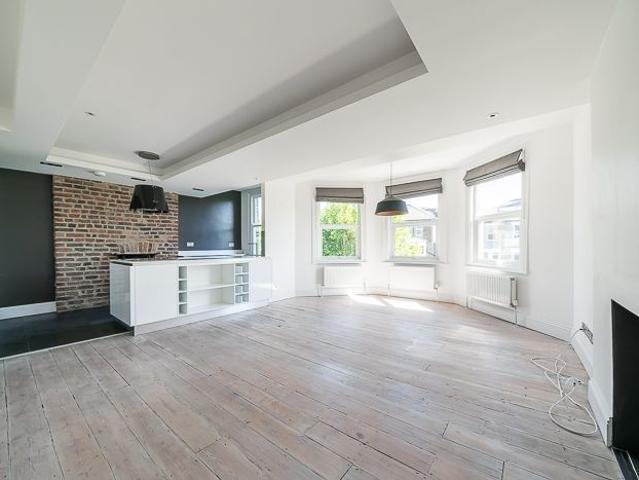 Fordwych Road, London NW2, 3 bed flat to rent, £3,500 pcm | PrimeLocation