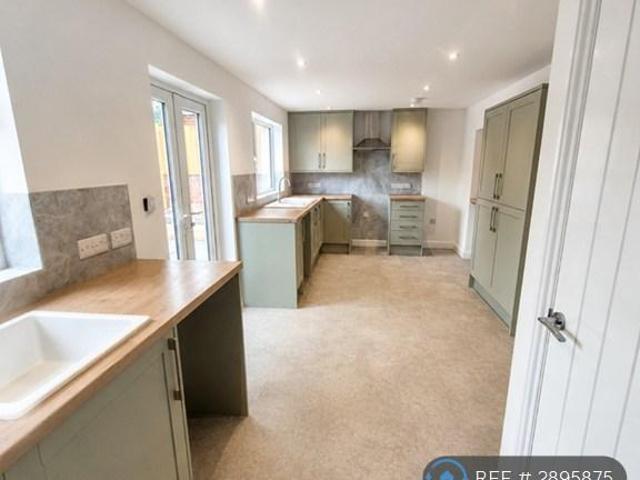 Fore St, Exeter, EX1 4 bed detached house to rent £1,999 pcm £461 pw