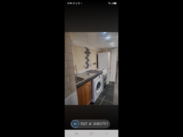 Fore St, Torpoint PL11, Studio to rent, £728 pcm | PrimeLocation