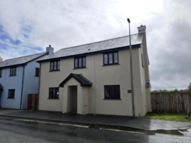 Fore Street, Langtree 4 bed detached house to rent £1,250 pcm £288 pw