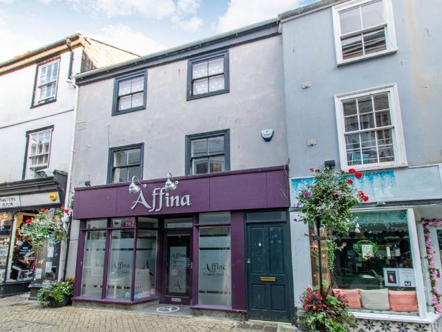 Fore Street, Liskeard PL14, 2 bed flat to rent, £775 pcm | PrimeLocation