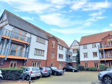 Foregate Street, Chester CH1, 2 bed flat to rent, £1,100 pcm | PrimeLocation