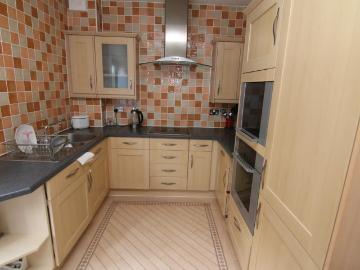 Foregate Street, Chester, Chester 2 bed apartment to rent £1,050 pcm £242 pw