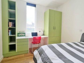 Foregate Street, Worcester, Worcestershire WR1, 5 bed shared accommodation to rent, £650 pppm | PrimeLocation